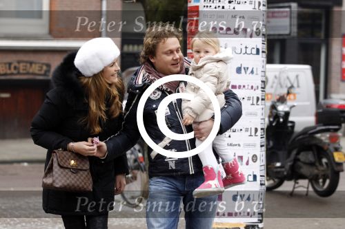 Amsterdam 30 januari 2012
Wesly Bronkhorst met vriendin Renee en dochter.
Peter Smulders bv