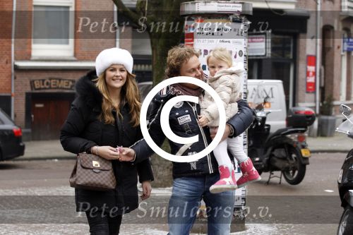 Amsterdam 30 januari 2012
Wesly Bronkhorst met vriendin Renee en dochter.
Peter Smulders bv