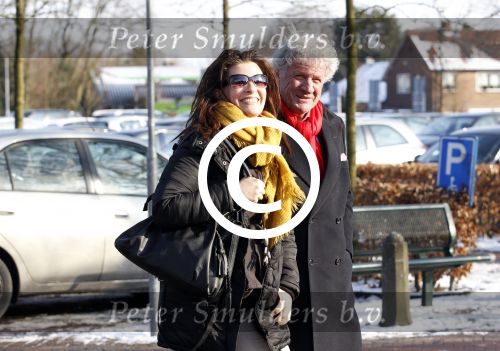 Laren 8 februari 2012
Willibrord Frequin met zijn dochter Rebecca aan het winkelen.
Peter Smulders bv
