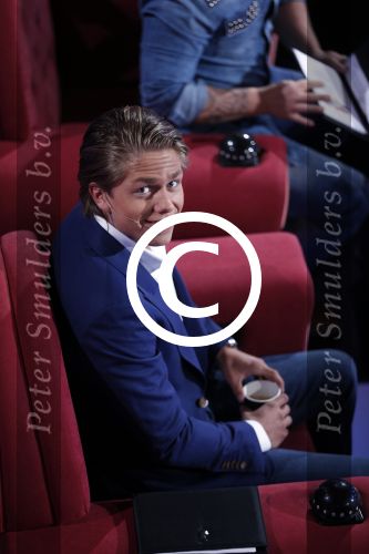 Hoofddorp 19 maart 2013
Opnames bloed zweet en tranen met Jeroen v d Boom en de juryleden Danny de Munk Roxeanne en Dre Hazes en Gerard Joling bij Claus partyhouse.
Peter Smulders bv