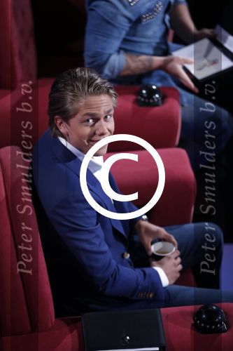 Hoofddorp 19 maart 2013
Opnames bloed zweet en tranen met Jeroen v d Boom en de juryleden Danny de Munk Roxeanne en Dre Hazes en Gerard Joling bij Claus partyhouse.
Peter Smulders bv