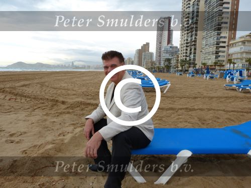 Benidorm, 7 Maart 2013
Andy de Wit ( Ad v d Hurk) voor en optreden in Cafe Rest. 
De Blauwe Walvis
Foto Peter Smulders BV