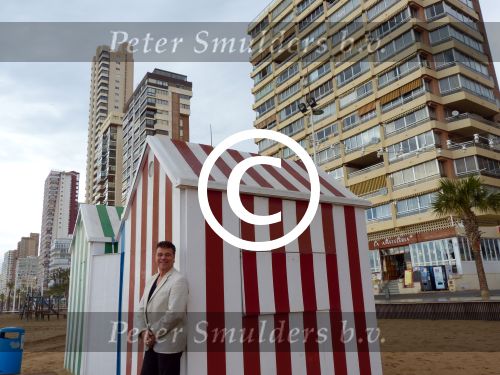 Benidorm, 7 Maart 2013
Andy de Wit ( Ad v d Hurk) voor en optreden in Cafe Rest. 
De Blauwe Walvis
Foto Peter Smulders BV