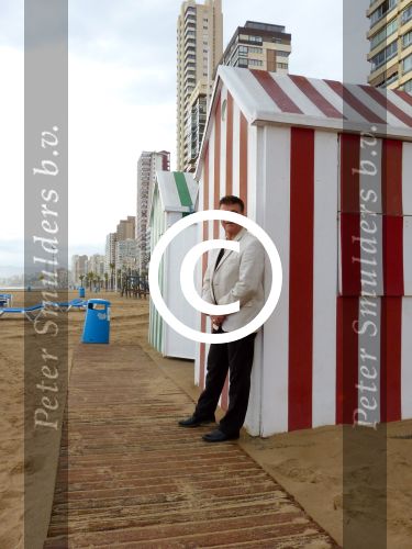 Benidorm, 7 Maart 2013
Andy de Wit ( Ad v d Hurk) voor en optreden in Cafe Rest. 
De Blauwe Walvis
Foto Peter Smulders BV