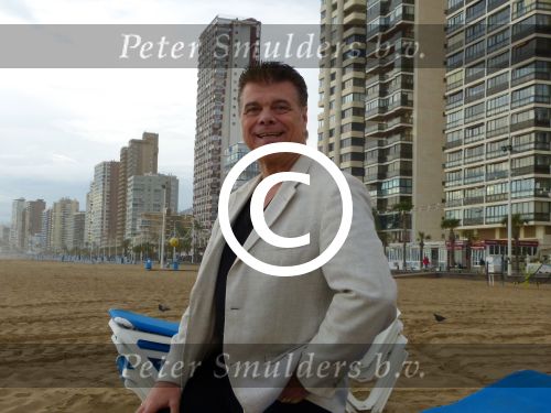 Benidorm, 7 Maart 2013
Andy de Wit ( Ad v d Hurk) voor en optreden in Cafe Rest. 
De Blauwe Walvis
Foto Peter Smulders BV