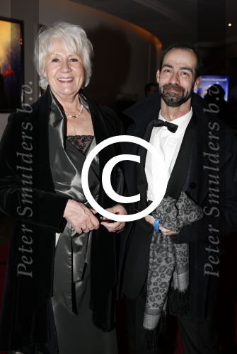 Scheveningen 3maart 2013
Premiere sisteract in het circustheater.
Annewil Blankers met haar man
Peter Smulders bv