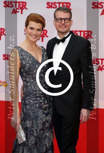 Scheveningen 3maart 2013
Premiere sisteract in het circustheater.
Anouk v Nes met partner Pieter Athmer
Peter Smulders bv
