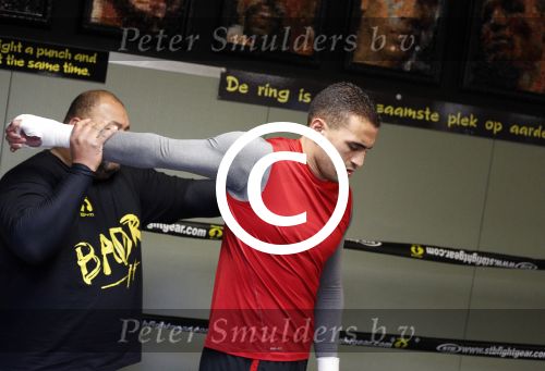 Oostzaan 11 maart 2013
Persconferentie en training Badr Hari bij Mike\'s gym.
Peter Smulders bv
