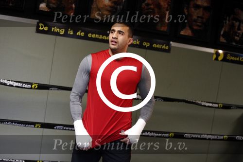 Oostzaan 11 maart 2013
Persconferentie en training Badr Hari bij Mike\'s gym.
Peter Smulders bv