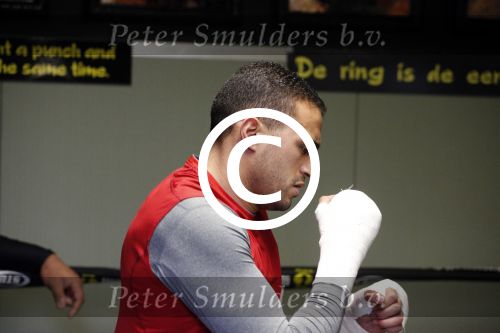 Oostzaan 11 maart 2013
Persconferentie en training Badr Hari bij Mike\'s gym.
Peter Smulders bv