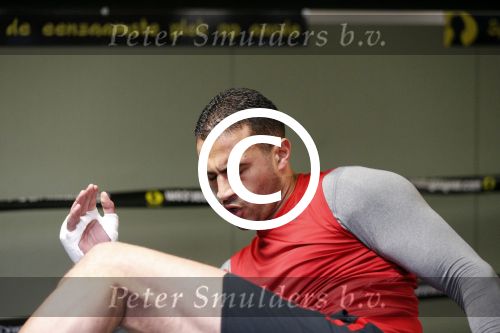 Oostzaan 11 maart 2013
Persconferentie en training Badr Hari bij Mike\'s gym.
Peter Smulders bv