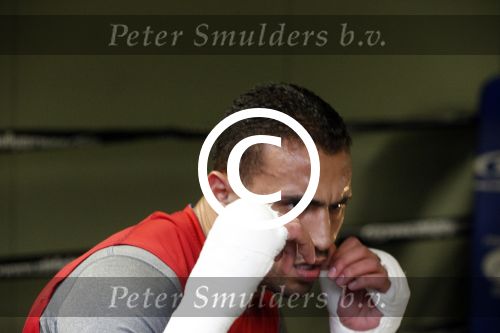 Oostzaan 11 maart 2013
Persconferentie en training Badr Hari bij Mike\'s gym.
Peter Smulders bv