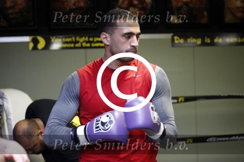 Oostzaan 11 maart 2013
Persconferentie en training Badr Hari bij Mike\'s gym.
Peter Smulders bv