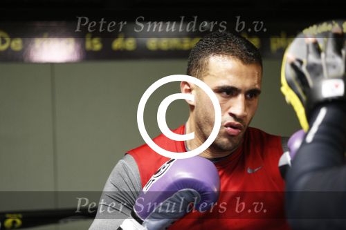Oostzaan 11 maart 2013
Persconferentie en training Badr Hari bij Mike\'s gym.
Peter Smulders bv