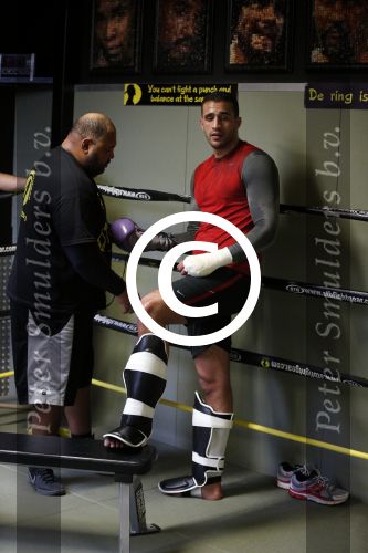 Oostzaan 11 maart 2013
Persconferentie en training Badr Hari bij Mike\'s gym.
Peter Smulders bv