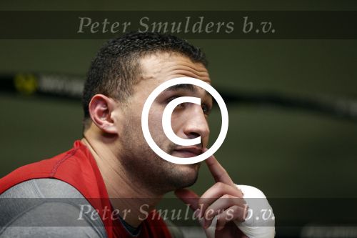 Oostzaan 11 maart 2013
Persconferentie en training Badr Hari bij Mike\'s gym.
Peter Smulders bv