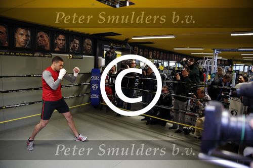 Oostzaan 11 maart 2013
Persconferentie en training Badr Hari bij Mike\'s gym.
Peter Smulders bv