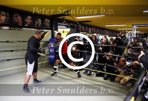 Oostzaan 11 maart 2013
Persconferentie en training Badr Hari bij Mike\'s gym.
Peter Smulders bv