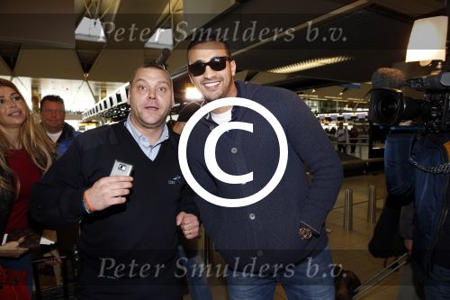 Schiphol 13 maart 2013
Badr Hari en Estelle Cruijff vertrekken vanaf schiphol naar Zagreb waar Badr een K1 event heeft.
Peter Smulders bv