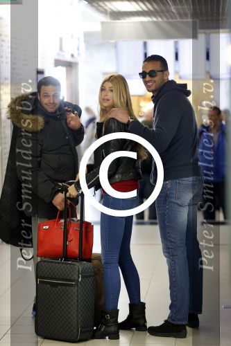 Schiphol 13 maart 2013
Badr Hari en Estelle Cruijff vertrekken vanaf schiphol naar Zagreb waar Badr een K1 event heeft.
Peter Smulders bv