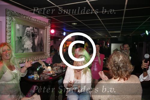 Scheveningen 14 maart 2013
Opening Barbie\'s bar van Barbie (Samantha de Jong) en haar man Michael v d Plas.
Peter Smulders bv