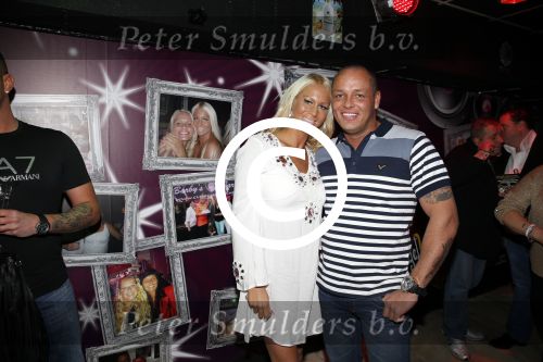 Scheveningen 14 maart 2013
Opening Barbie\'s bar van Barbie (Samantha de Jong) en haar man Michael v d Plas.
Peter Smulders bv