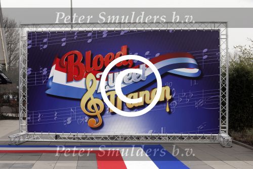 Hoofddorp 19 maart 2013
Opnames bloed zweet en tranen met Jeroen v d Boom en de juryleden Danny de Munk Roxeanne en Dre Hazes en Gerard Joling bij Claus partyhouse.
Peter Smulders bv
