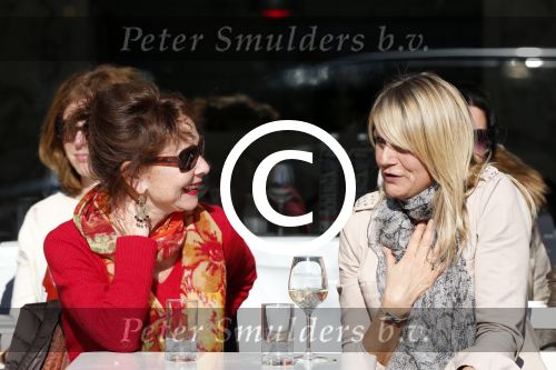 Amsterdam 4 maart 2013
Carolien v d Berg met een vriendin op terras bij George.
Peter Smulders bv
