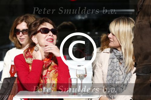 Amsterdam 4 maart 2013
Carolien v d Berg met een vriendin op terras bij George.
Peter Smulders bv