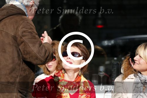 Amsterdam 4 maart 2013
Carolien v d Berg met een vriendin en Huub Stapel  op terras bij George.
Peter Smulders bv
