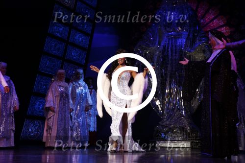 Scheveningen 3maart 2013
Premiere sisteract in het circustheater. Carolina Dijkhuizen en Simone Kleinsma
Peter Smulders bv