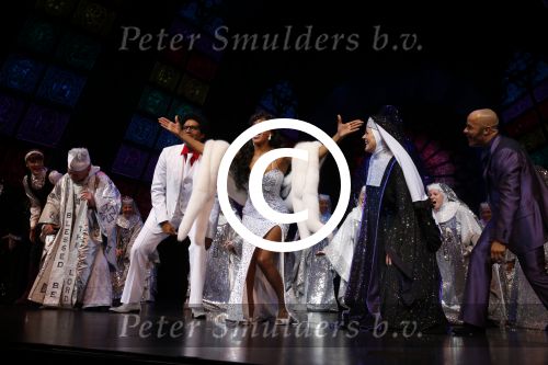 Scheveningen 3maart 2013
Premiere sisteract in het circustheater. Carolina Dijkhuizen en Simone Kleinsma
Peter Smulders bv