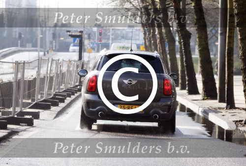 Amsterdam 18 maart 2013
Connie Breukhoven met haar hulp Jannie en kleinkinderen.
Peter Smulders bv