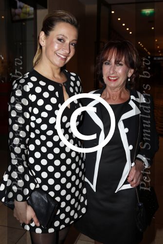 Amsterdam 9 maart 2013
Modeshow Mart Visser in het Hilton. Cynthia Abma met moeder
Peter Smulders bv