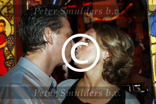 Amsterdam 11 maart 2013
Presentatie cd Danny de Munk uitgereikt door Gerard Joling.
Ook Danny zijn vrouw Jenny en zijn zoon waren aanwezig.
Peter Smulders bv