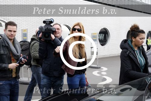 Schiphol 17 maart 2013
Badr Hari en Estelle Cruijff  komen terug van de K1 finale in Zagreb waar Badr zijn voet gebroken heeft . Badr wordt in een rolstoel naar zijn auto gebracht.
Peter Smulders bv