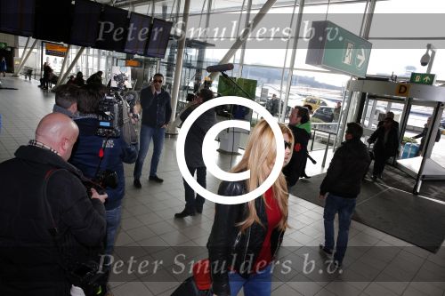 Schiphol 13 maart 2013
Badr Hari en Estelle Cruijff vertrekken vanaf schiphol naar Zagreb waar Badr een K1 event heeft.
Peter Smulders bv