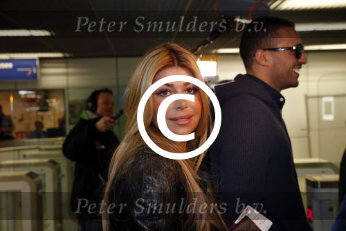 Schiphol 13 maart 2013
Badr Hari en Estelle Cruijff vertrekken vanaf schiphol naar Zagreb waar Badr een K1 event heeft.
Peter Smulders bv