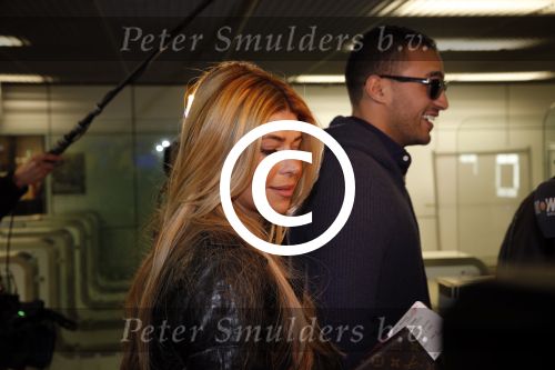 Schiphol 13 maart 2013
Badr Hari en Estelle Cruijff vertrekken vanaf schiphol naar Zagreb waar Badr een K1 event heeft.
Peter Smulders bv
