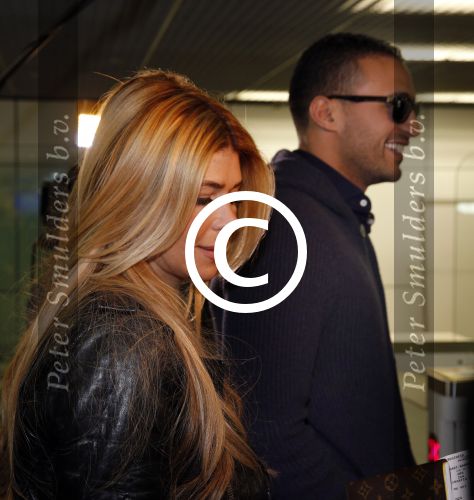 Schiphol 13 maart 2013
Badr Hari en Estelle Cruijff vertrekken vanaf schiphol naar Zagreb waar Badr een K1 event heeft.
Peter Smulders bv