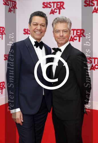 Scheveningen 3maart 2013
Premiere sisteract in het circustheater.
Frank Sanders met partner Stephan Moonen
Peter Smulders bv