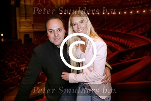 Amsterdam 6 maart 2013
Frans en mariska Bauer bij 100e optreden in carre.
Peter Smulders bv