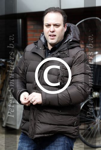 Amsterdam 6 maart 2013
Frans Bauer met Mariska Christiaan Frans Lucas en Jan in carre voor zijn 1000e optreden en de 8 e verjaardag van Frans Jr. Mariska heeft de taarten gemaakt.
Peter Smulders bv