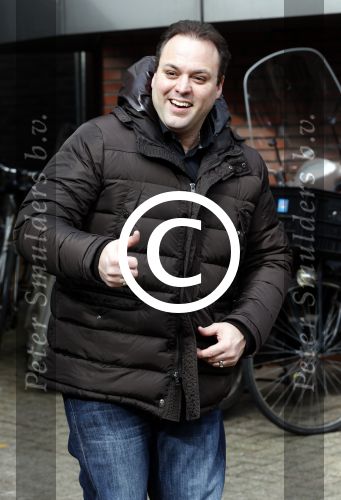 Amsterdam 6 maart 2013
Frans Bauer met Mariska Christiaan Frans Lucas en Jan in carre voor zijn 1000e optreden en de 8 e verjaardag van Frans Jr. Mariska heeft de taarten gemaakt.
Peter Smulders bv