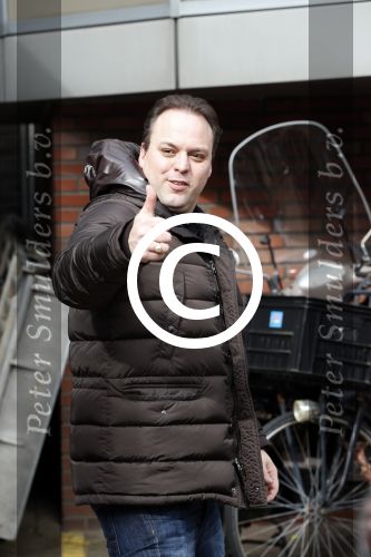 Amsterdam 6 maart 2013
Frans Bauer met Mariska Christiaan Frans Lucas en Jan in carre voor zijn 1000e optreden en de 8 e verjaardag van Frans Jr. Mariska heeft de taarten gemaakt.
Peter Smulders bv