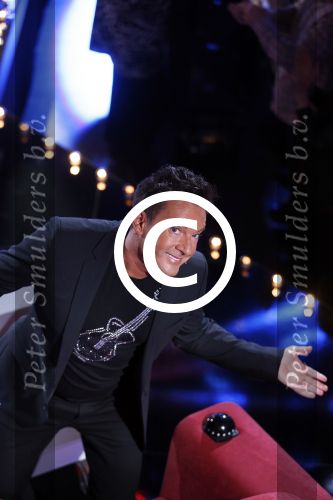 Hoofddorp 19 maart 2013
Opnames bloed zweet en tranen met Jeroen v d Boom en de juryleden Danny de Munk Roxeanne en Dre Hazes en Gerard Joling bij Claus partyhouse.
Peter Smulders bv