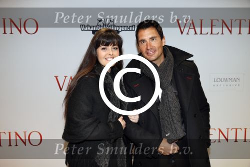 Amsterdam 18 maart 2013
Premiere Valentino in Tuschinski met in de hoofdrollen Najib Amhali Elise Schaap Johnny de Mol en Yolanthe Sneijder Cabau. Guido Weijers met vriendin
Peter Smulders bv