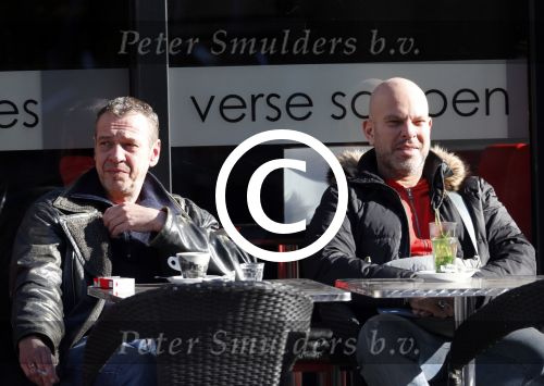 Amsterdam 4 maart 2013
Hans Barneveld ( Ben Cramer vriend) met vriend op terras op de cornelis schuytstraat.
Peter Smulder bv