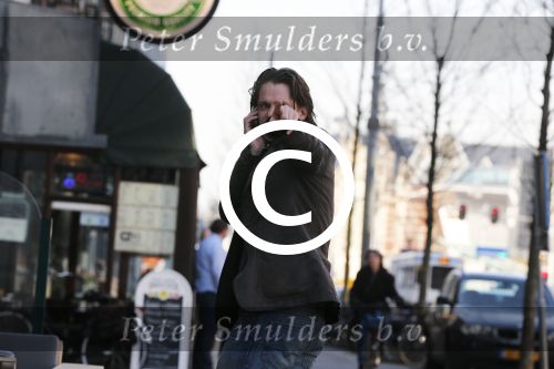 Amsterdam 5 maart 2013
Hans Teeuwen op straat in amsterdam.
Peter Smulders bv
