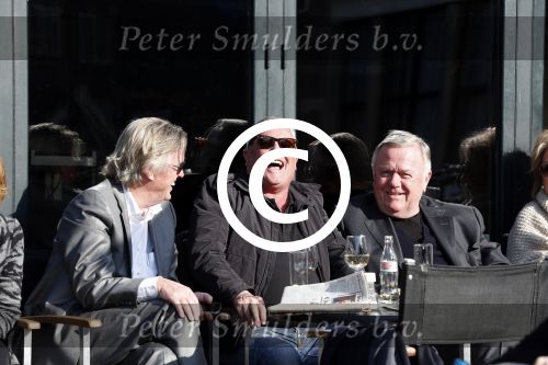 Amsterdam 5 maart 2013
Harry Mens en Rob Heilbronn op terras.
Peter Smulders bv